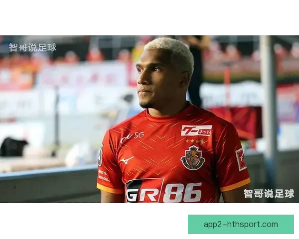 足球直播聚焦天皇杯强强对话赛场风云全程呈现精彩瞬间不容错过